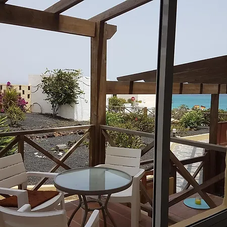 Moderne Casavovo Mit Terrasse * كوستا كالما